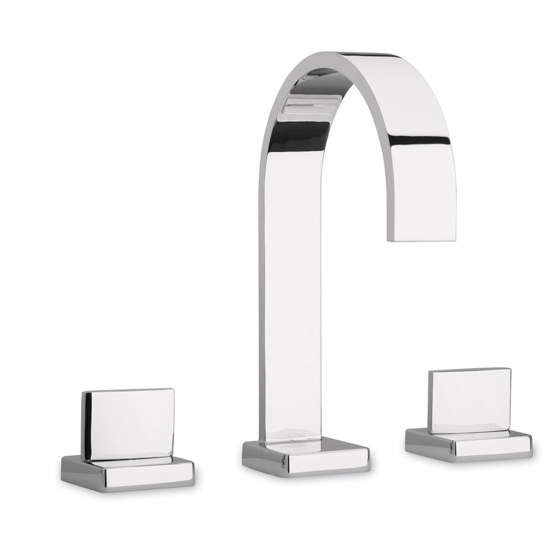 LaToscana Novello Roman Tub with Lever Handles - Model Bath