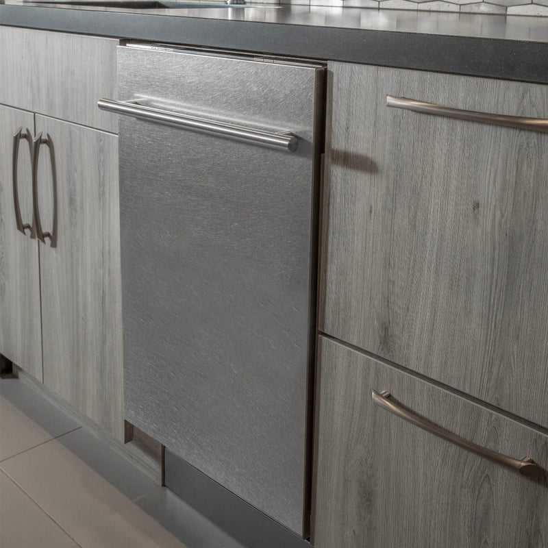 ZLINE 18" Top Control Dishwasher in DuraSnow® Finished Stainless Steel with Stainless Steel Tub and Modern Style Handle DW-SS-18 - Model Bath